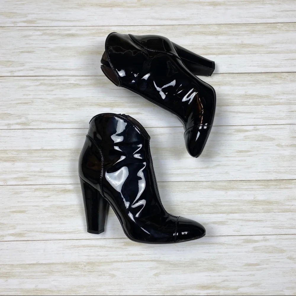 BURBERRY black patent leather ankle boots - Picture 7 of 14